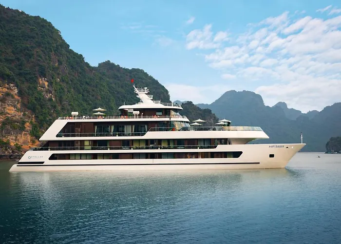 Stellar Of The Seas Cruise  Hạ Long